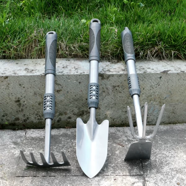 Garden tools use a small shovel - Image 2